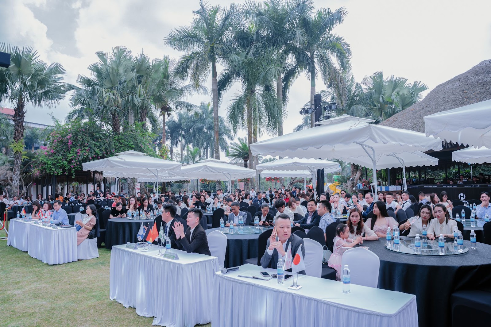 Khát vọng tương lai là hành trình mà Công ty Cổ phần Quốc tế Baby & Mom Care quyết tâm chinh phục - 1