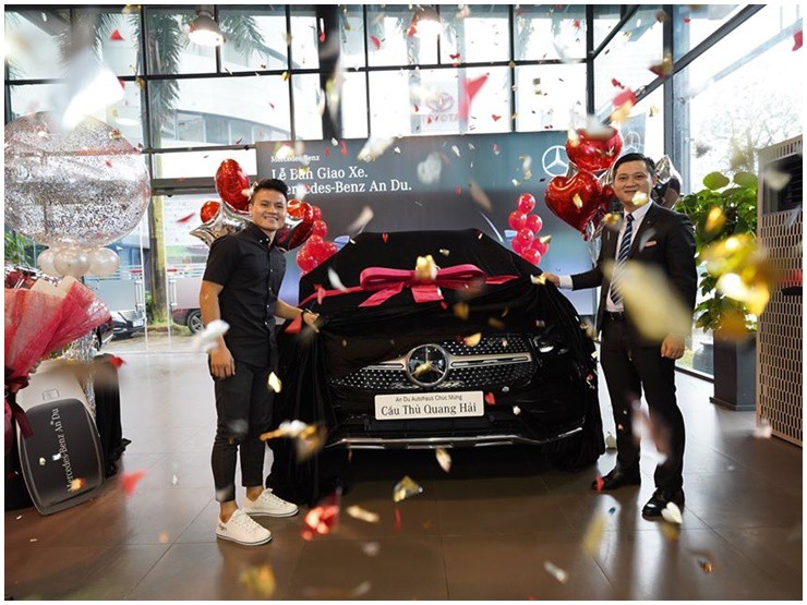 Cầu thủ Quang Hải giàu cỡ nào ở tuổi 26 trước khi lấy vợ? - 2