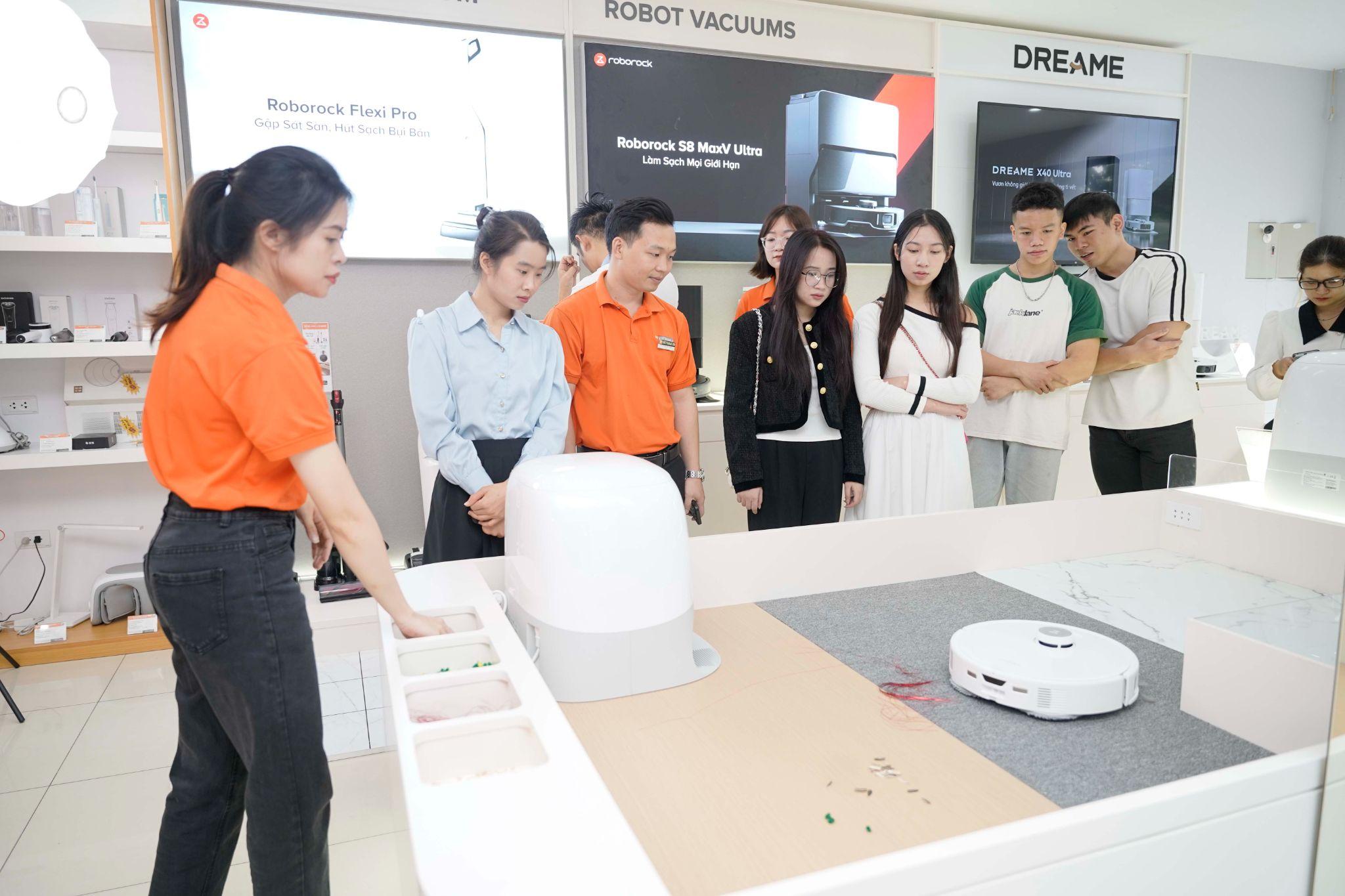 Lễ ký kết Mi Việt Nam - O-tech: Đẩy mạnh phân phối sản phẩm Roborock - 4