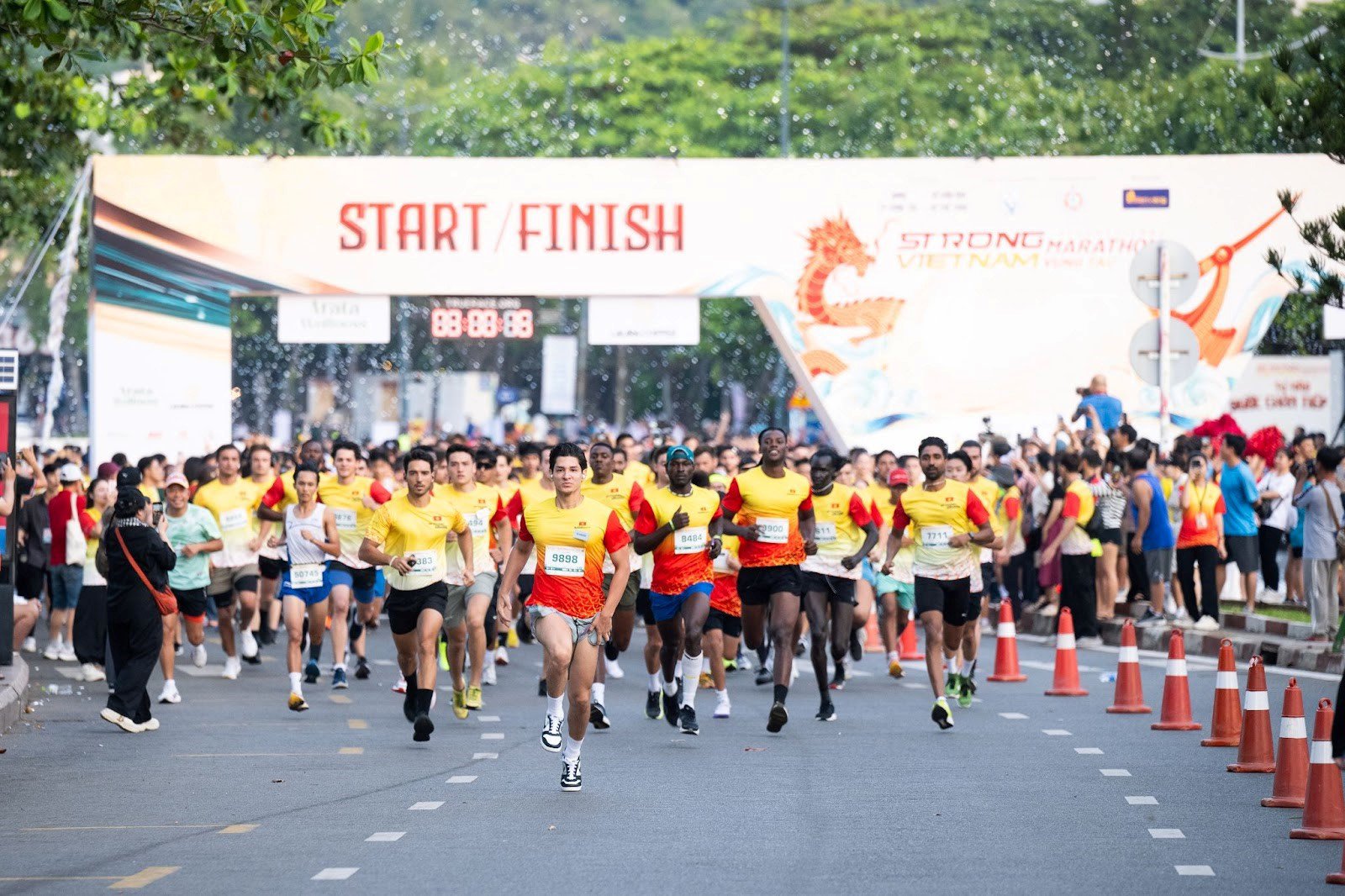 Khương Thảo Đan đồng hành cùng giải chạy Strong Vietnam 2024 - 2