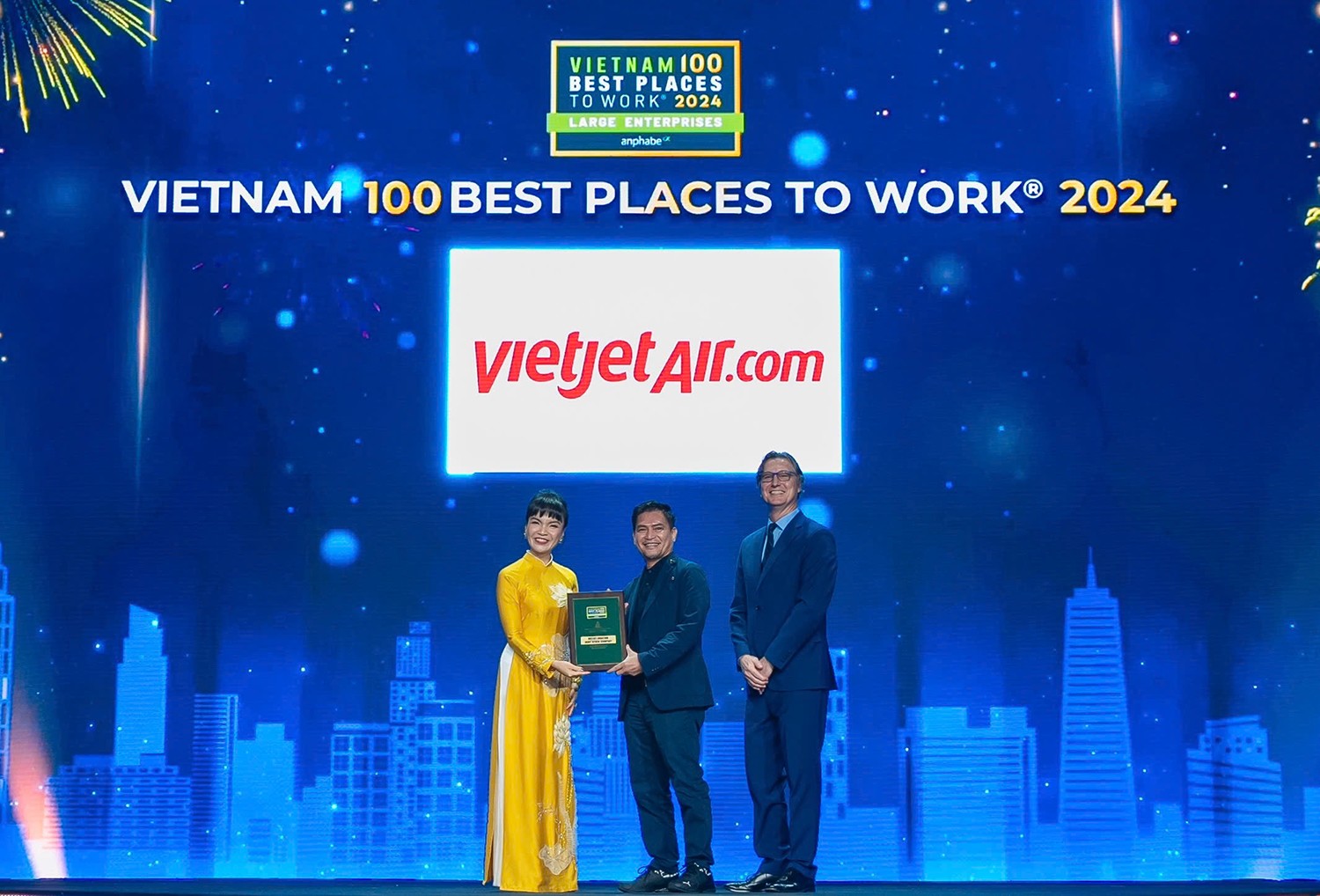 Giải thưởng “Nơi làm việc tốt nhất Việt Nam 2024” xướng tên Vietjet - 1