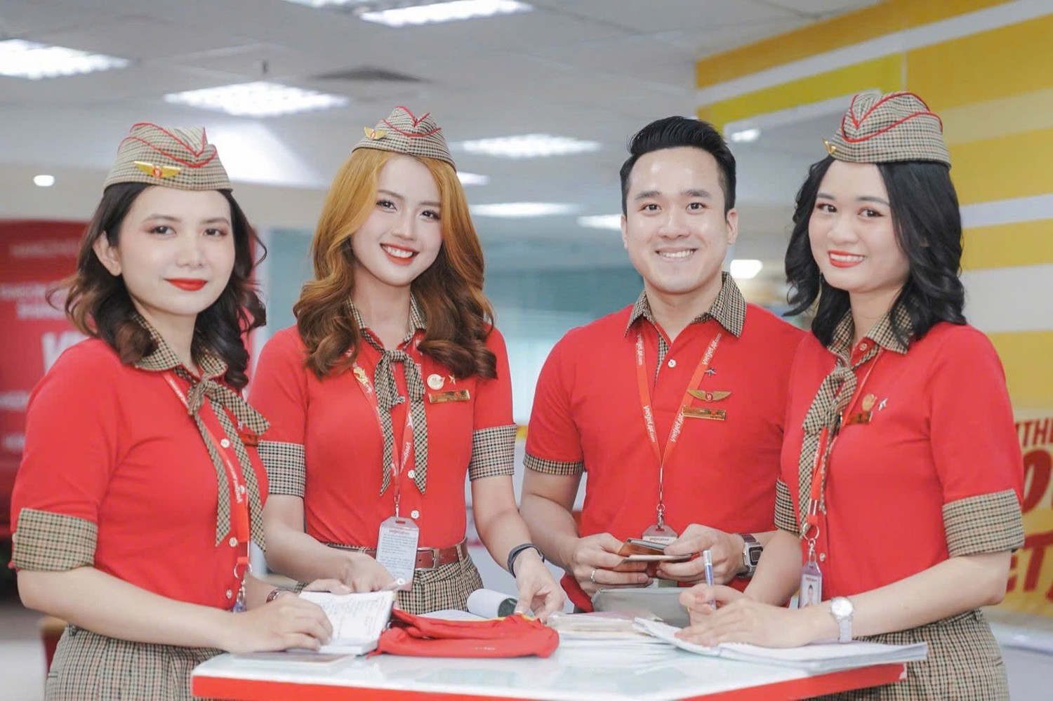 Giải thưởng “Nơi làm việc tốt nhất Việt Nam 2024” xướng tên Vietjet - 5