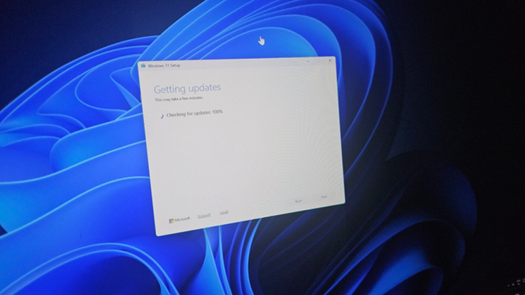 Microsoft giúp nâng cấp lên Windows 11 25H2 "dễ như ăn kẹo" - 2
