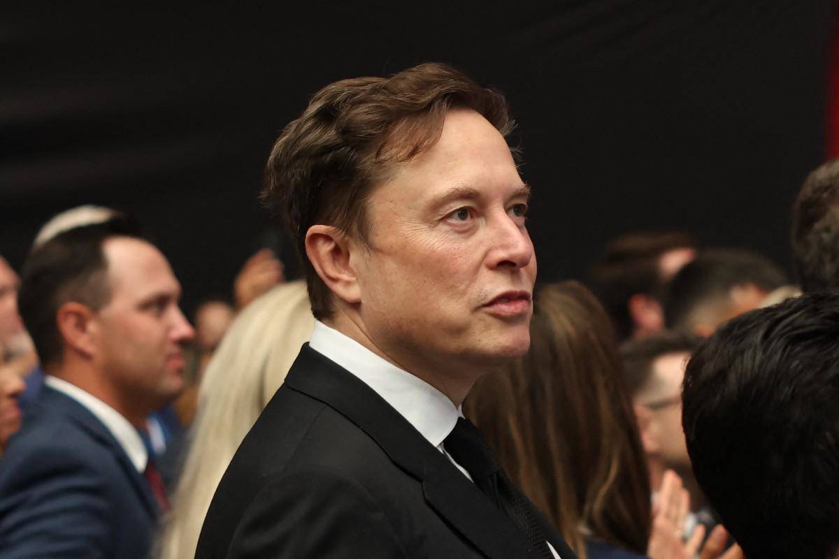 Elon Musk trở thành người đầu tiên trong lịch sử sở hữu khối tài sản 500 tỷ USD - 1