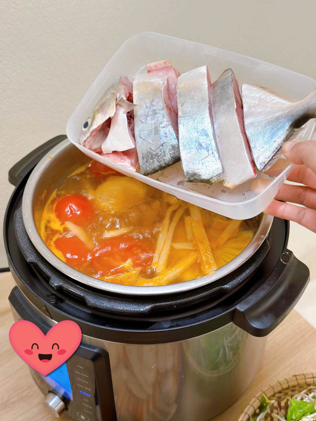 Cách làm bún chả cá siêu nhanh ngon tuyệt cho bữa sáng đầu tuần - 5