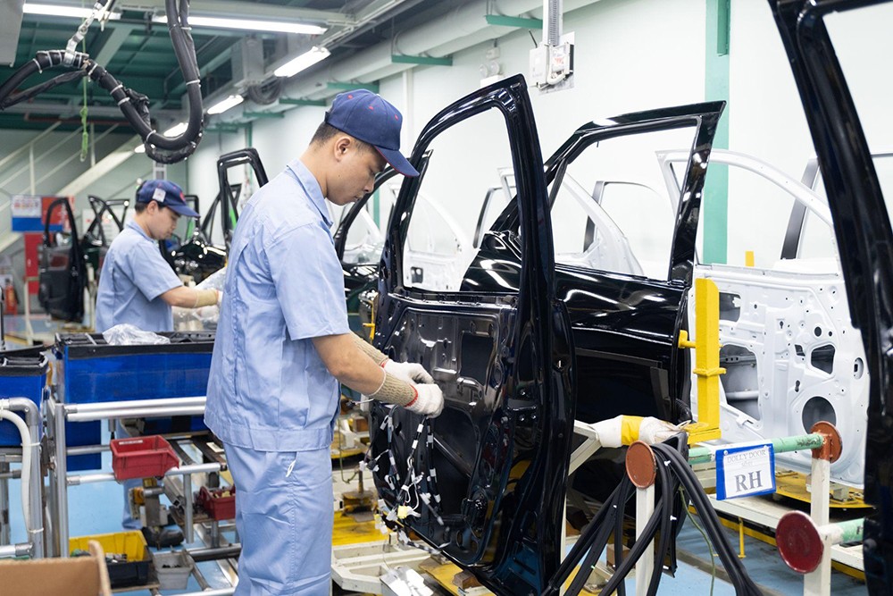 Dấu ấn qua 3 thập kỷ của Toyota: Hơn cả một chiếc ô tô, đó là những đóng góp cho xã hội - 3