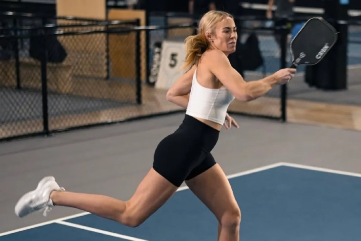 Mỹ nhân mặc đồ gym "đốt nóng" làng pickleball Việt Nam, đồ bó sát vẫn "lên ngôi" - 2