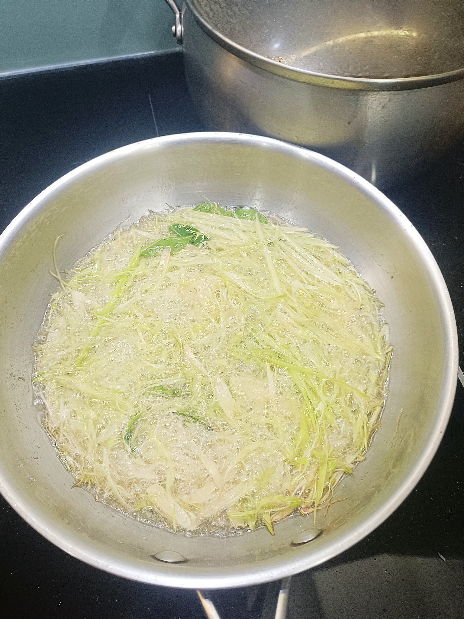 Gà làm món này chén sạch cả con vẫn thấy thèm - 4