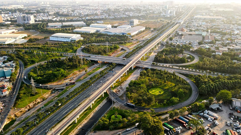 Xa lộ Hà Nội mở rộng lên 16 làn xe, khu Đông bước vào giai đoạn tăng tốc - 1