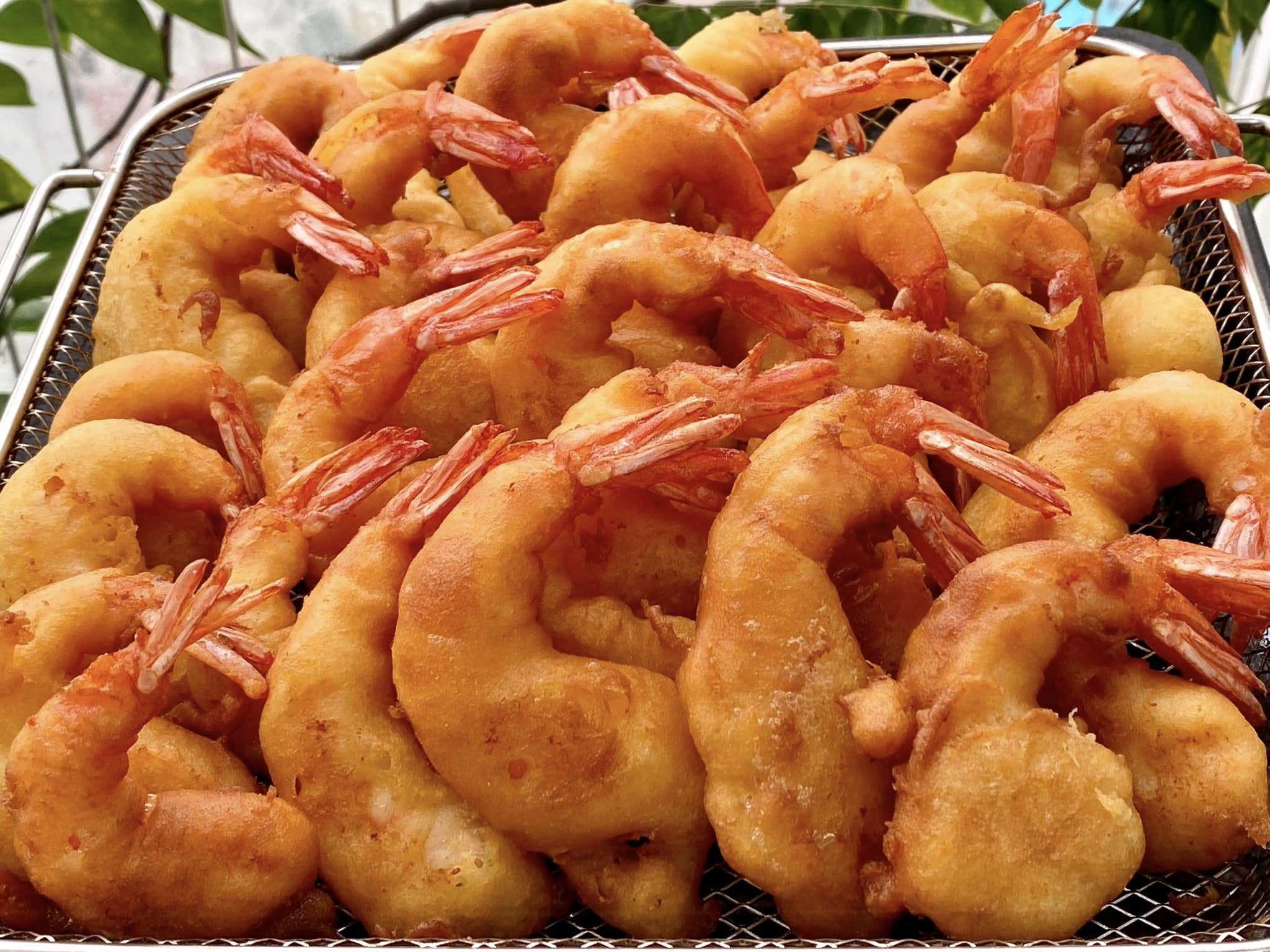 Tôm giàu canxi nhưng con lười ăn, mẹ làm món này bao nhiêu cũng hết - 3