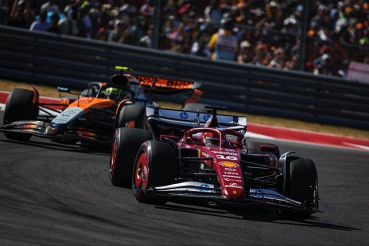 Đua xe F1, thống kê US GP: Verstappen &#39;hụt&#39; chiến thắng Grand Slam, "hâm nóng" cuộc đua vô địch - 2