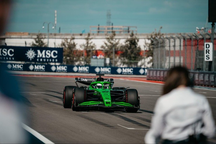 Đua xe F1, thống kê US GP: Verstappen &#39;hụt&#39; chiến thắng Grand Slam, "hâm nóng" cuộc đua vô địch - 3