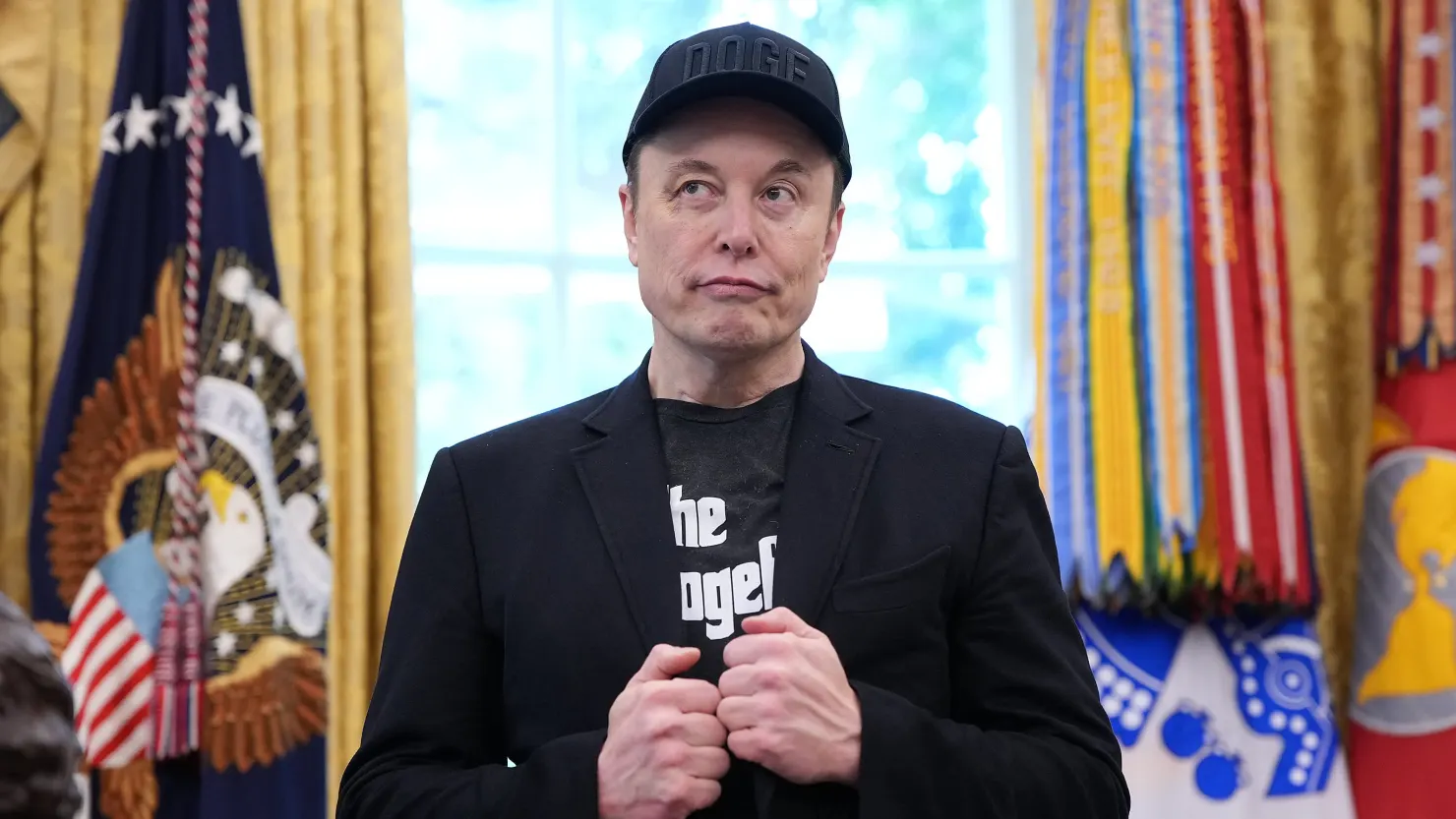 Elon Musk hé lộ “át chủ bài” mới và phát ngôn gây bất ngờ - 1