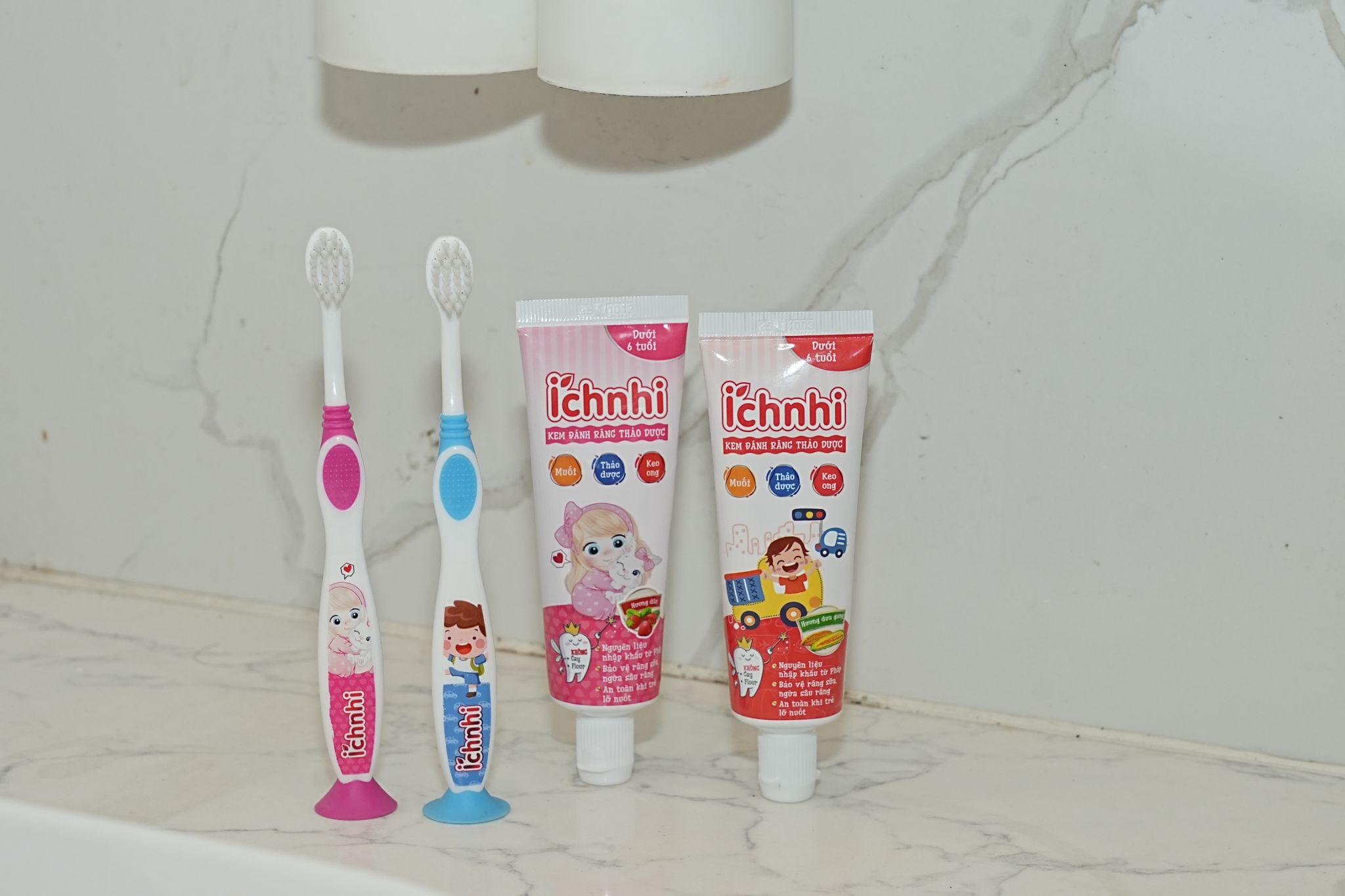 Dùng kem đánh răng nào khi tập chải răng cho trẻ - 2