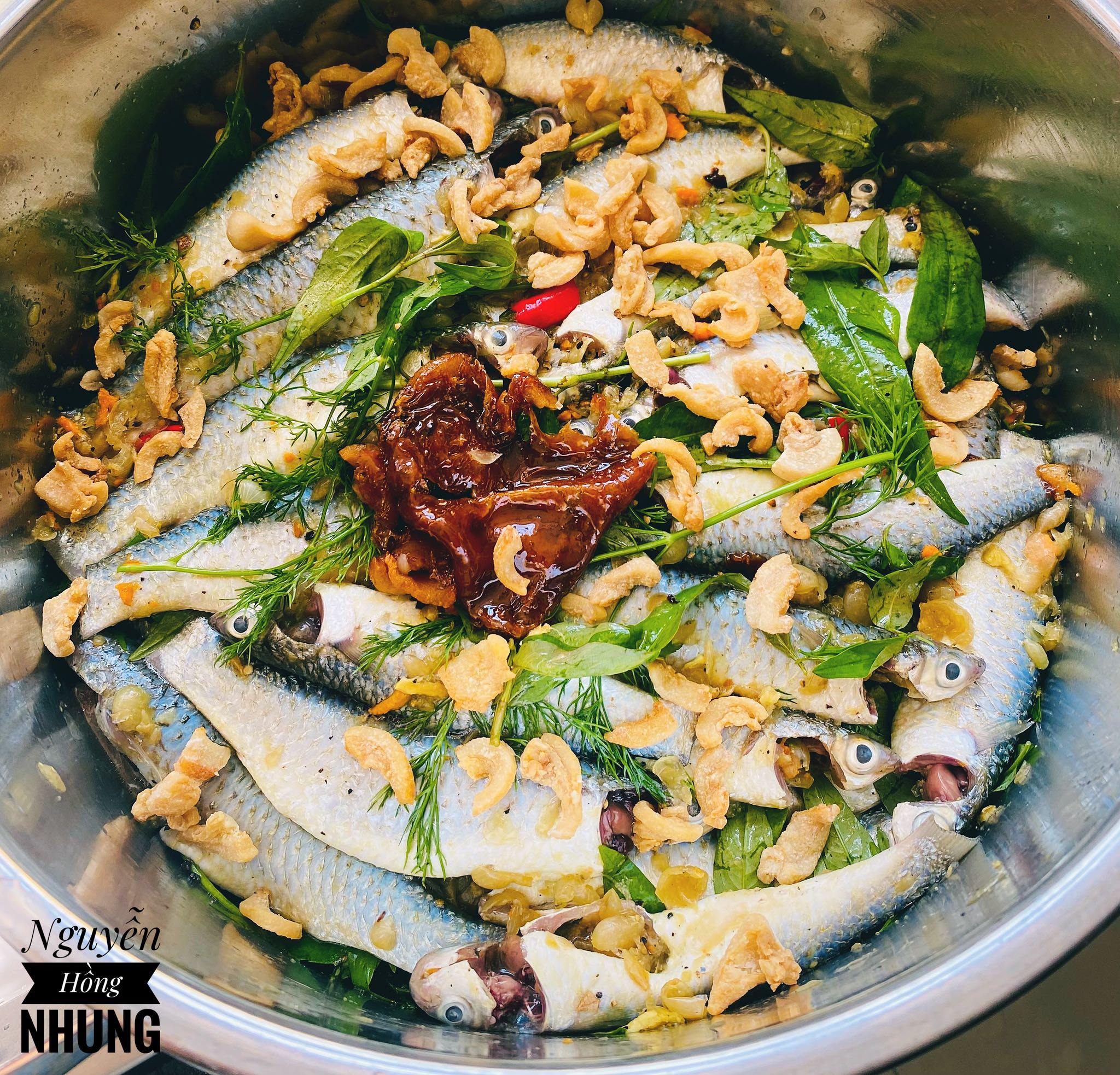 Bí quyết kho cá rục xương, càng ăn càng "nghiện" - 4