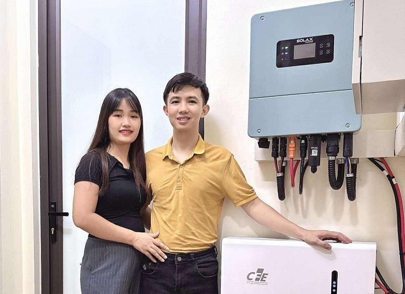 Chi 135 triệu đồng lắp điện mặt trời mái nhà, vợ chồng trẻ Phú Thọ nhận cái kết bất ngờ - 3