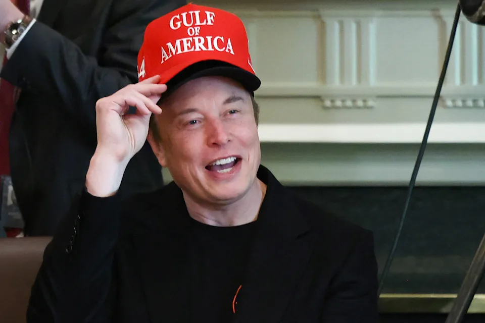 Tesla cảnh báo có thể mất Elon Musk nếu cổ đông không thông qua gói lương 1.000 tỷ USD - 1