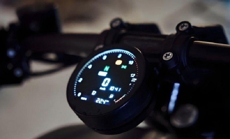 Xe côn tay 250cc giá 66 triệu đồng có ABS 2 kênh, đổ xăng một lần đi gần 500 km - 4