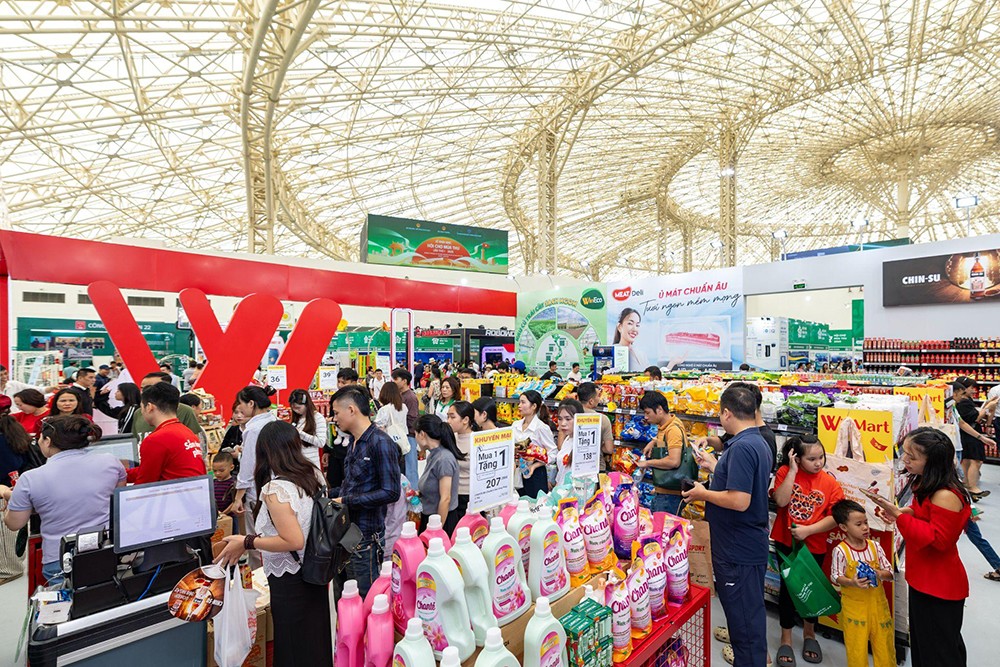 Hội chợ Mùa Thu 2025: WinMart thu hút hàng nghìn khách tham quan mua sắm mỗi ngày - 1
