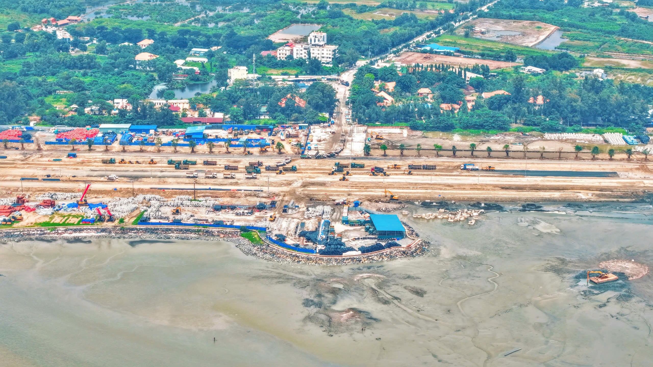 Vinhomes Cần Giờ sử dụng công nghệ san lấp lấn biển bền vững hàng đầu thế giới - 1