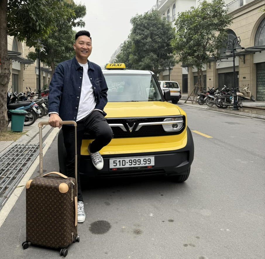 "Bóc giá" loạt siêu xe từng xuất hiện cùng Huấn Hoa Hồng, có chiếc lên tới 15 tỷ đồng - 13