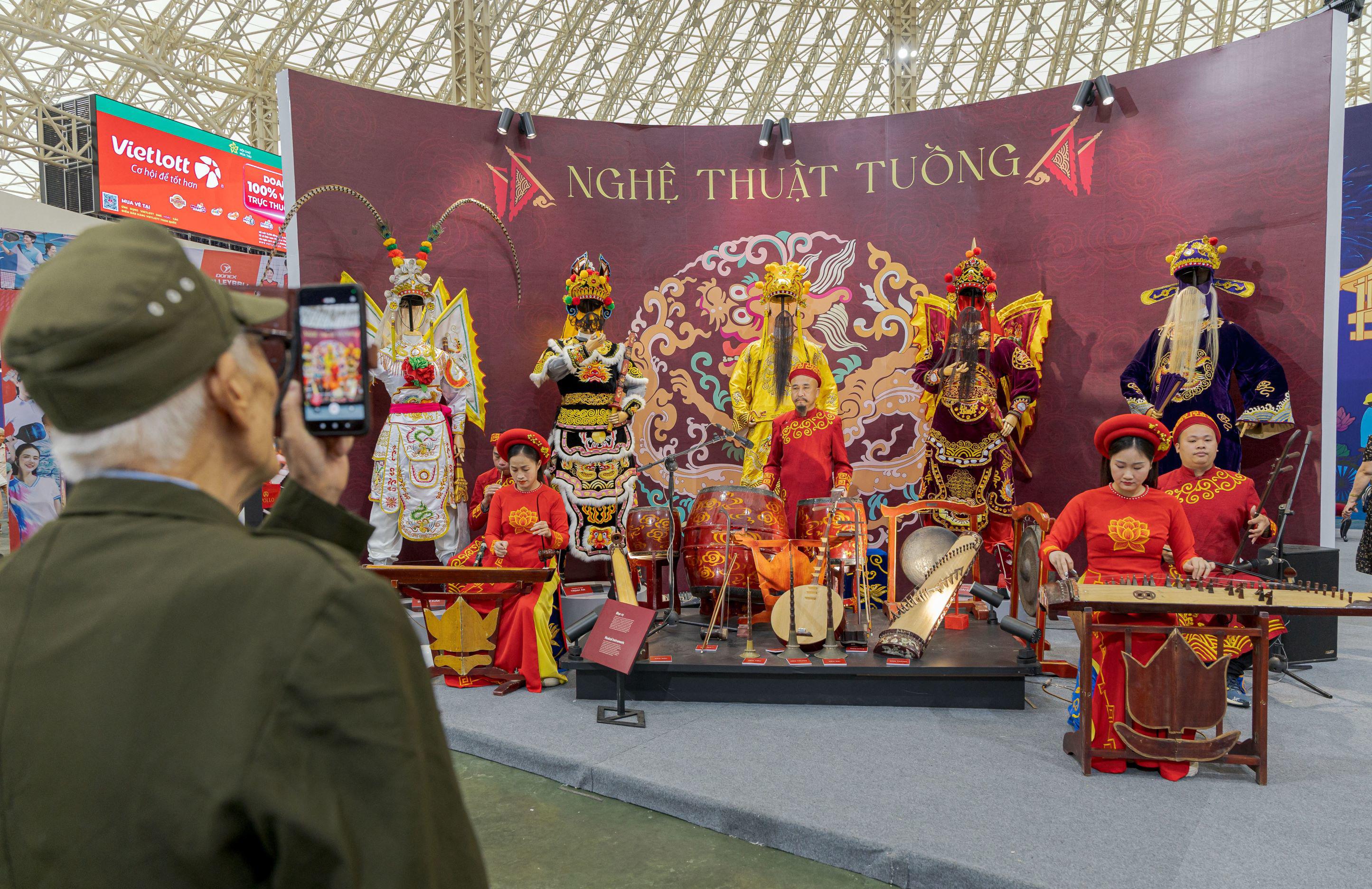 Hội chợ Mùa Thu lần thứ nhất - 2025: 10 ngày giao thương, kết nối và sẻ chia tại “thủ phủ lễ hội” VEC - 6