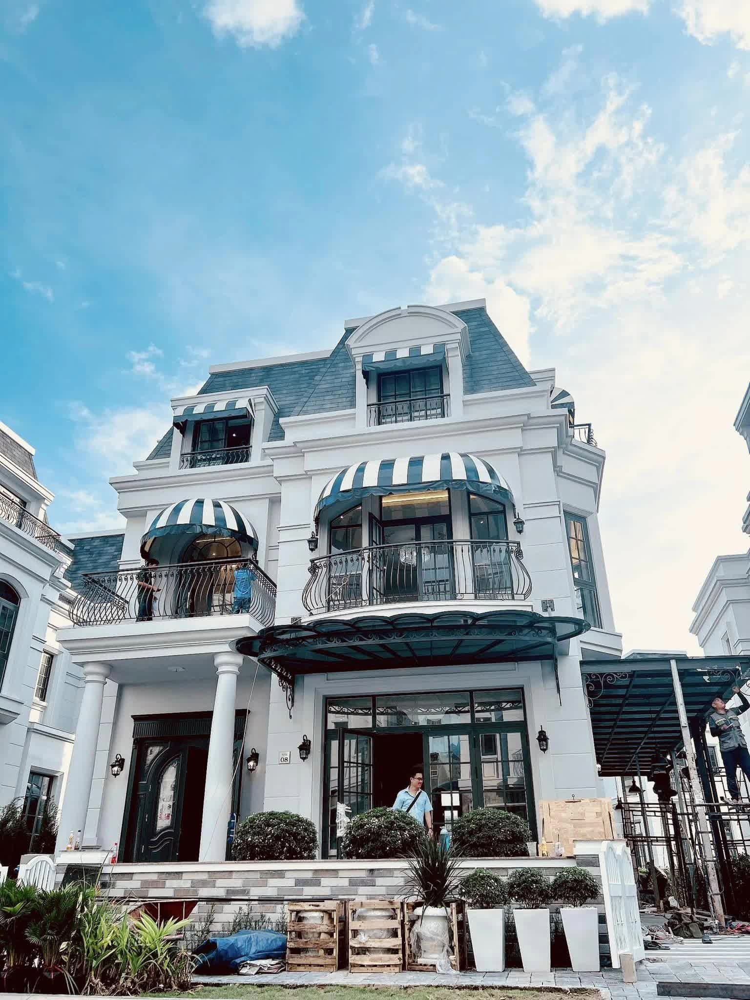 Trước khi chồng bị bắt, Đoàn Di Băng khoe biệt thự 400 tỷ cùng cuộc sống giàu sang thế nào? - 3