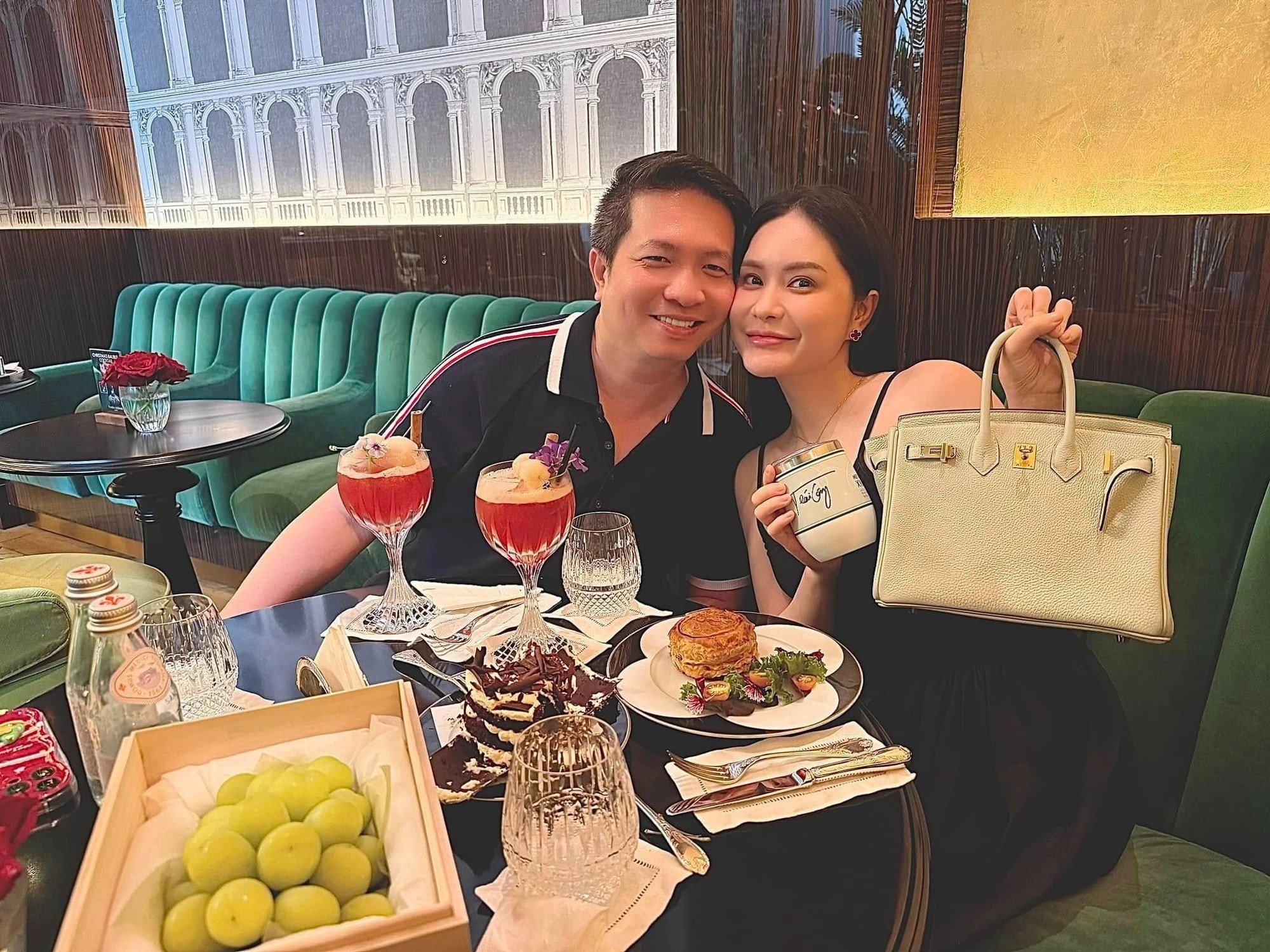 Trước khi chồng bị bắt, Đoàn Di Băng khoe biệt thự 400 tỷ cùng cuộc sống giàu sang thế nào? - 9