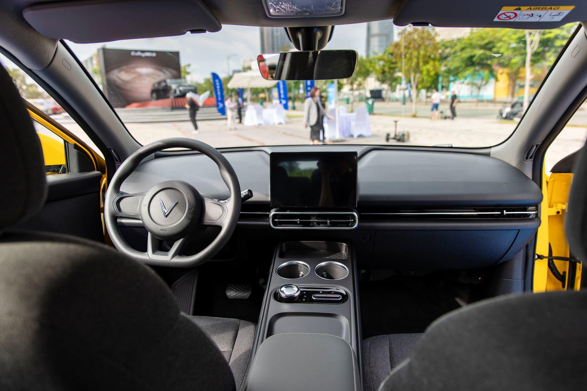 Tài xế dịch vụ: “Cày tiền” bằng VinFast Limo Green, tự tin 1,5 năm hoàn vốn - 2