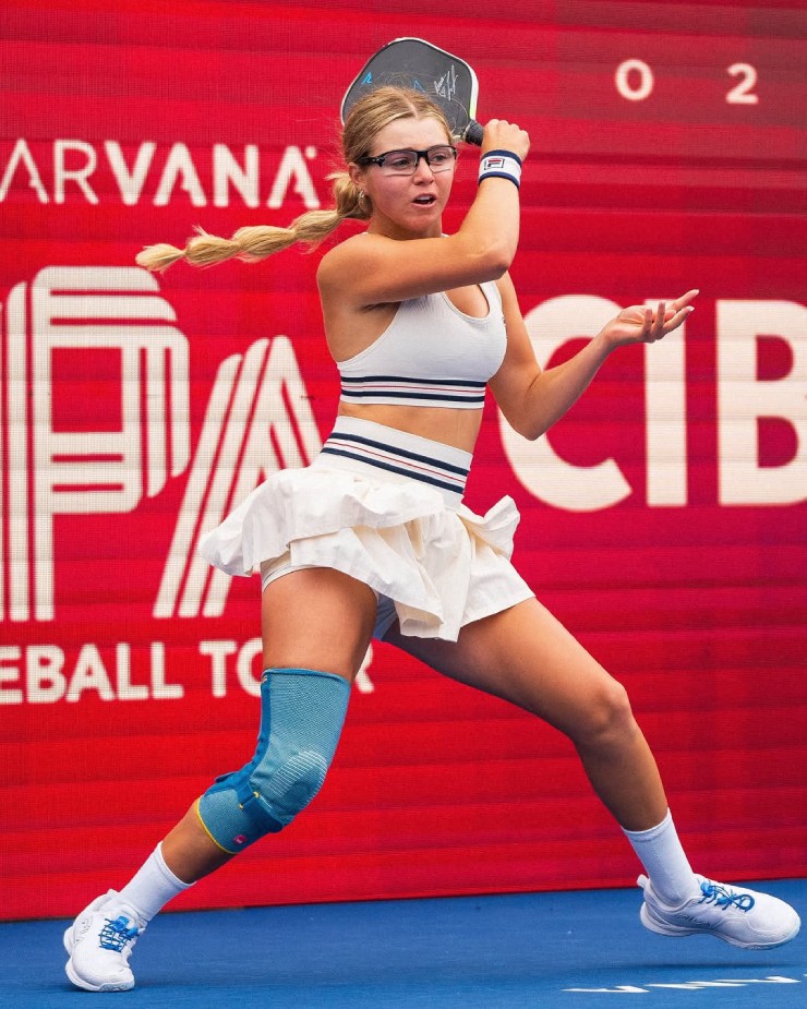 Mỹ nhân pickleball "tài sắc vẹn toàn", xuất sắc hơn cả huyền thoại Ben Johns - 6