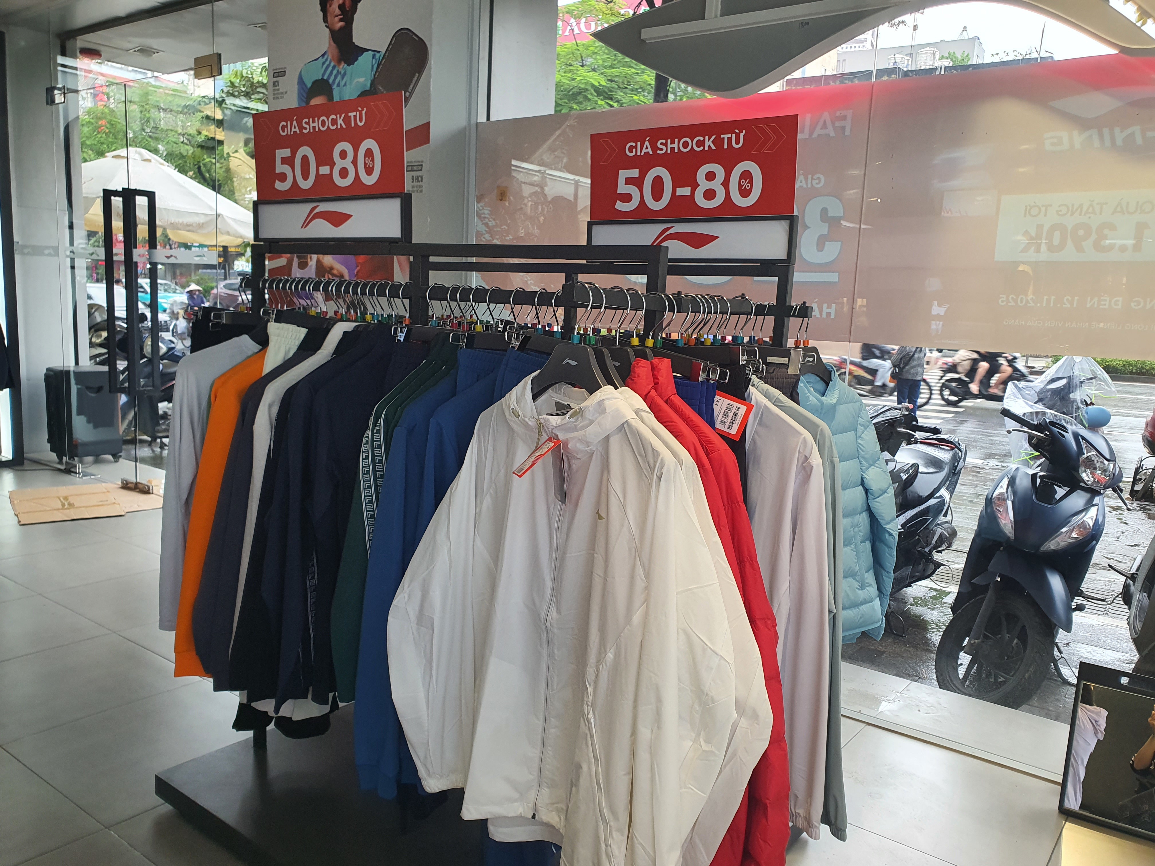 Tặng quà, giảm giá đến 80% dịp cuối năm: Cẩn thận “sập bẫy”, mất tiền oan bởi những chiêu lừa cũ rích - 2