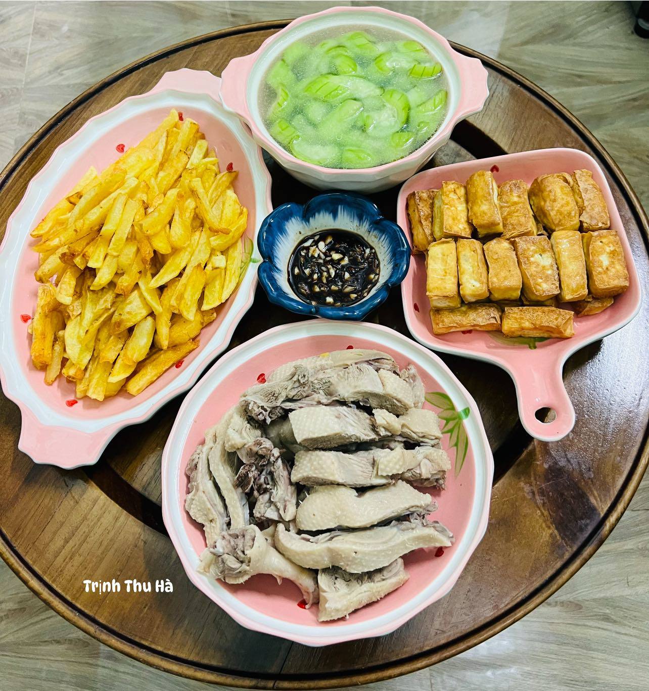 Thực đơn cơm nhà giản dị mà hấp dẫn khiến ai cũng muốn học theo - 11