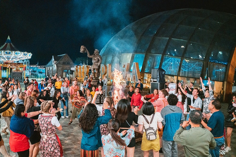 Kinh tế đêm Đà Nẵng còn thiếu một “thỏi nam châm” xứng tầm - 2