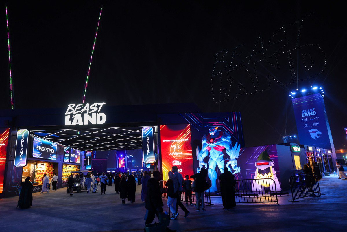 Động thái mới của Youtuber giàu nhất thế giới - 1