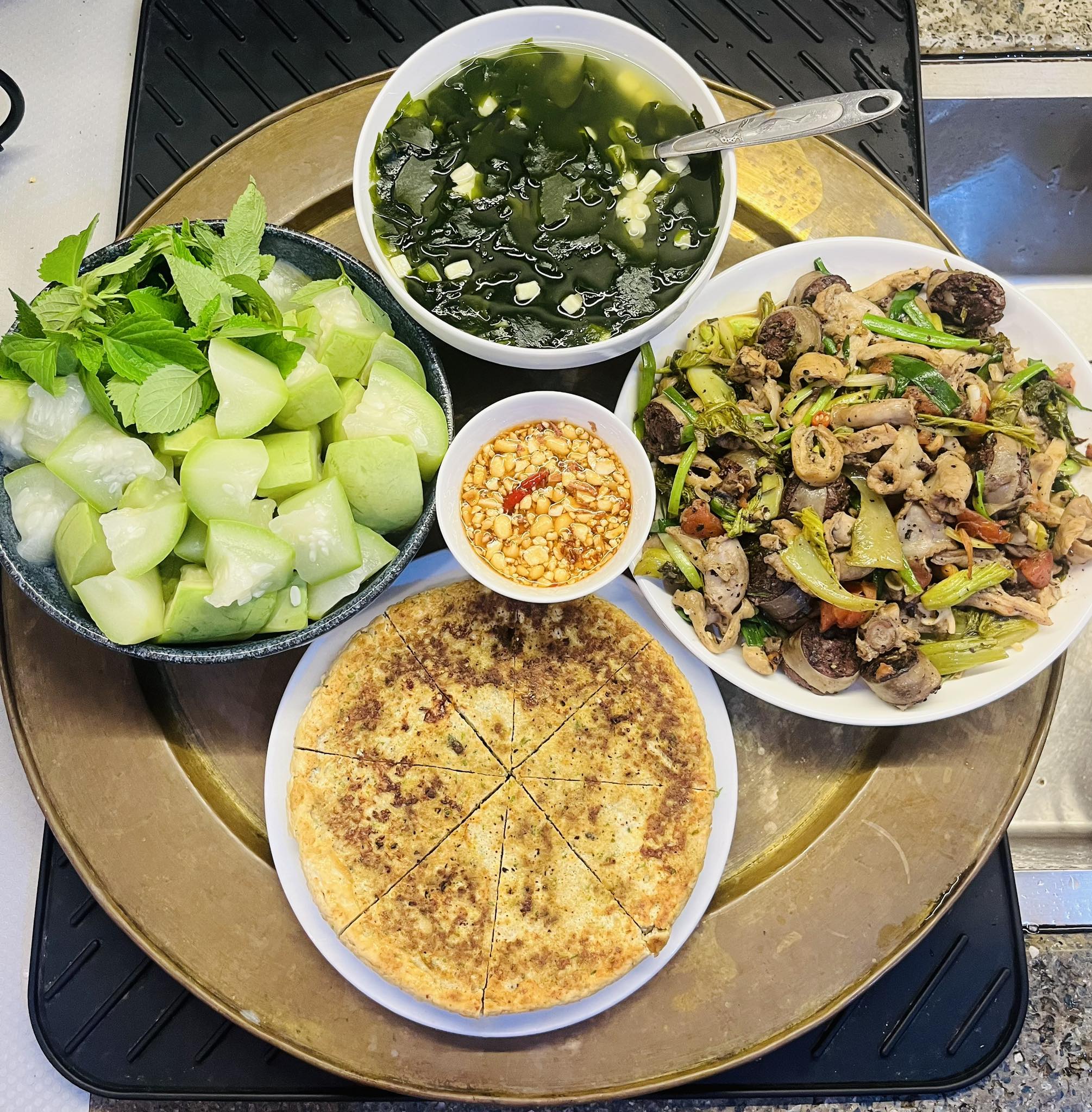 Thực đơn ngày mưa giản dị mà ấm cúng, ai thấy cũng muốn về nhà ăn cơm - 19