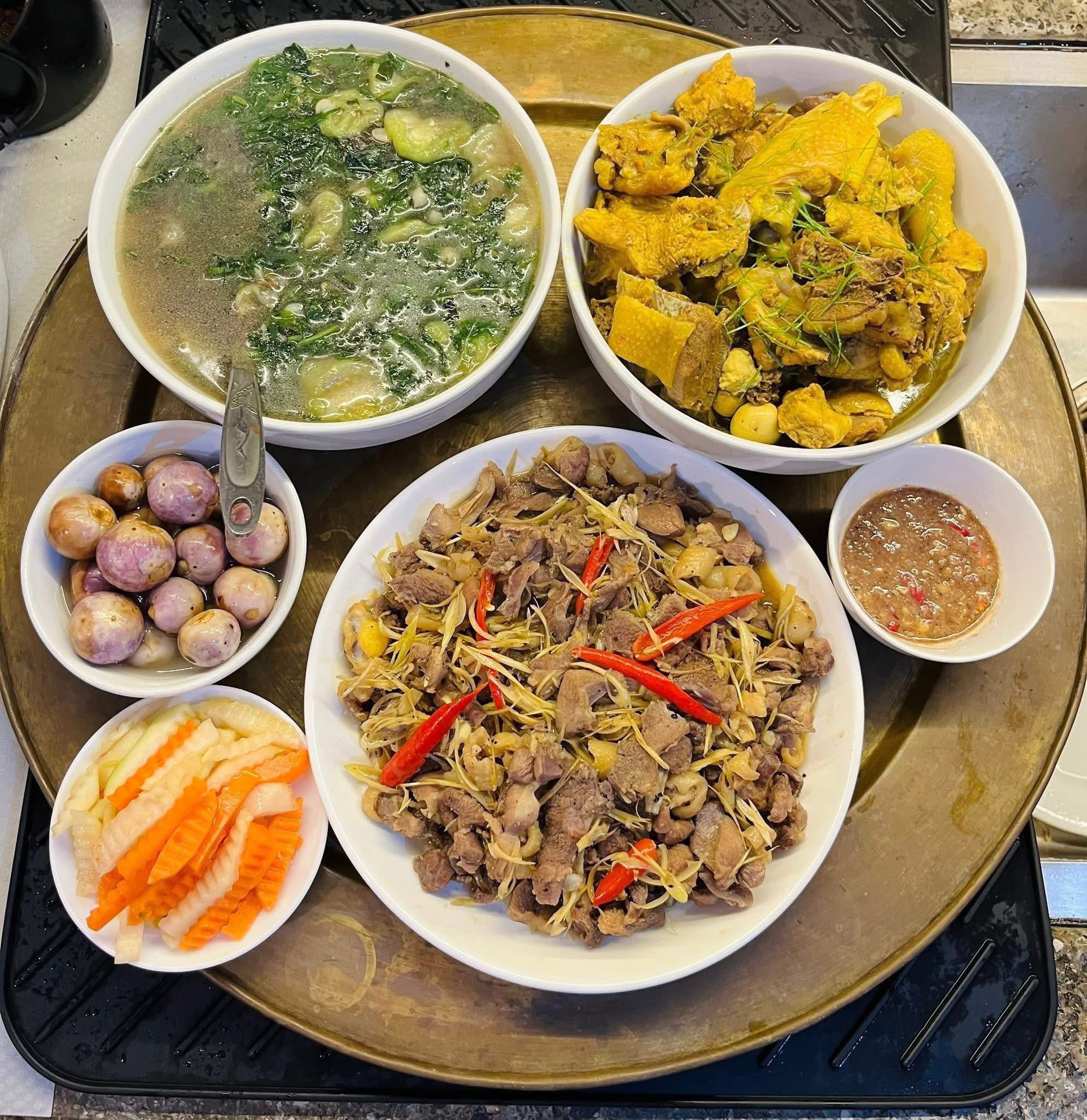 Thực đơn ngày mưa giản dị mà ấm cúng, ai thấy cũng muốn về nhà ăn cơm - 9