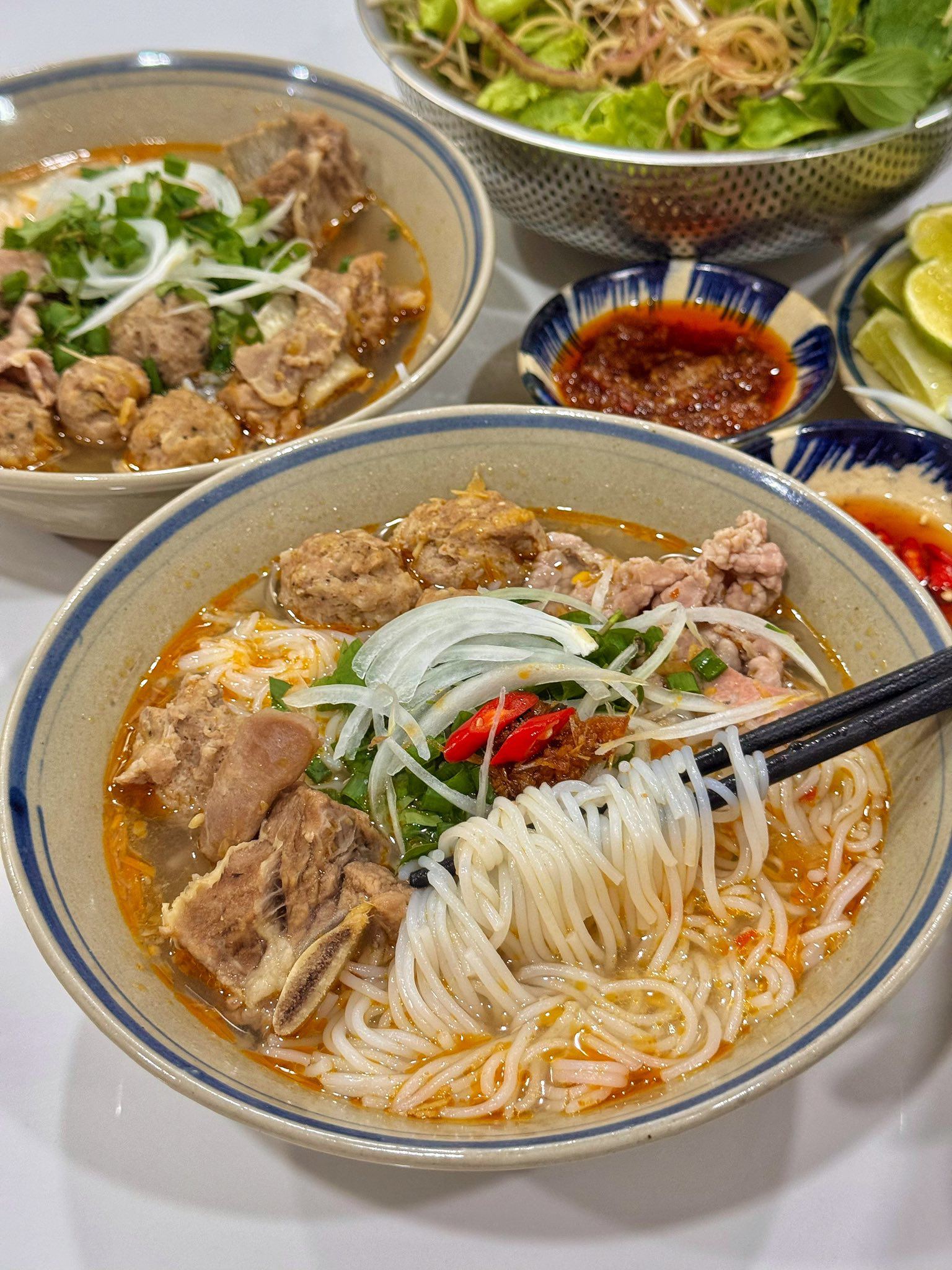 Cách nấu nước dùng "thần thánh" ngọt tự nhiên, làm món gì cũng ngon - 5