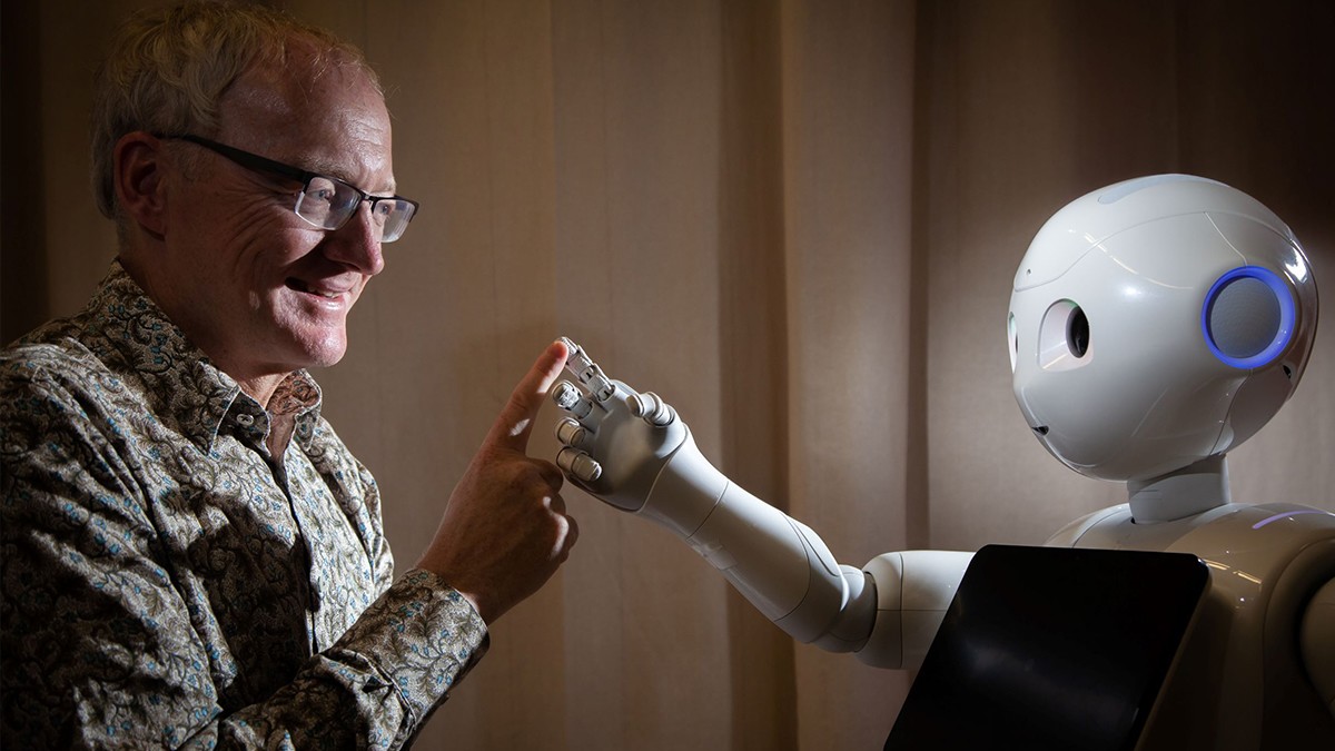 Các nhà tiên phong của kỷ nguyên AI chia sẻ tại Tọa đàm Đạo đức và An toàn AI VinFuture - 1