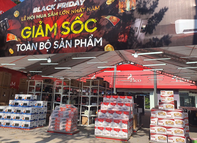 "Điểm mặt" loạt cửa hàng tại Hà Nội giảm giá “siêu sốc” lên tới 90% dịp Black Friday 2025 - 1