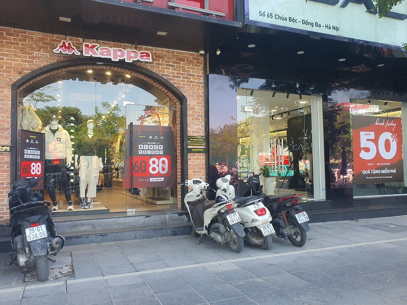 "Điểm mặt" loạt cửa hàng tại Hà Nội giảm giá “siêu sốc” lên tới 90% dịp Black Friday 2025 - 10