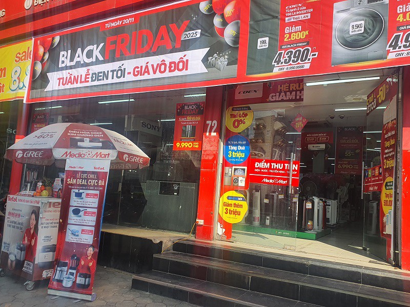 "Điểm mặt" loạt cửa hàng tại Hà Nội giảm giá “siêu sốc” lên tới 90% dịp Black Friday 2025 - 7