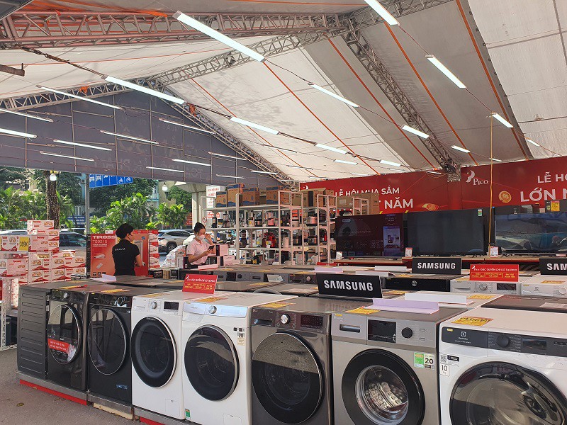 "Điểm mặt" loạt cửa hàng tại Hà Nội giảm giá “siêu sốc” lên tới 90% dịp Black Friday 2025 - 22