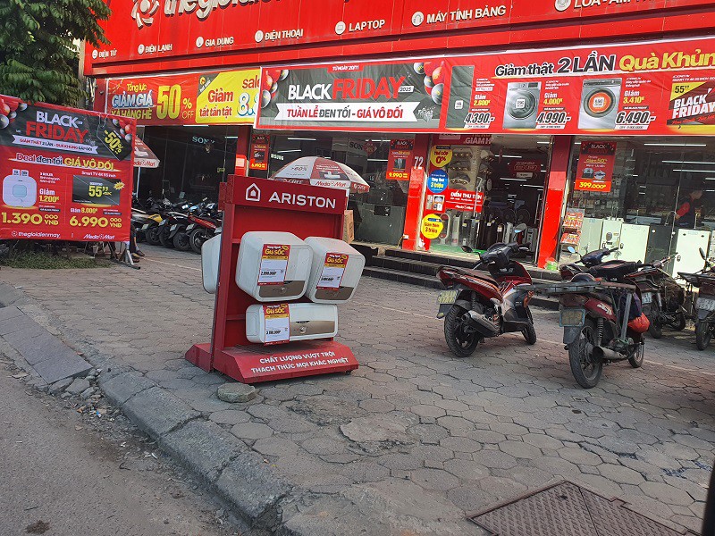 "Điểm mặt" loạt cửa hàng tại Hà Nội giảm giá “siêu sốc” lên tới 90% dịp Black Friday 2025 - 21