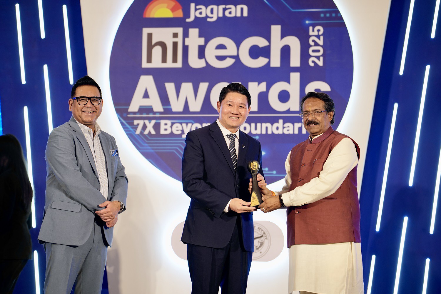 VinFast nhận hai giải thưởng danh giá tại Jagran Hi-Tech Awards 2025 - 1