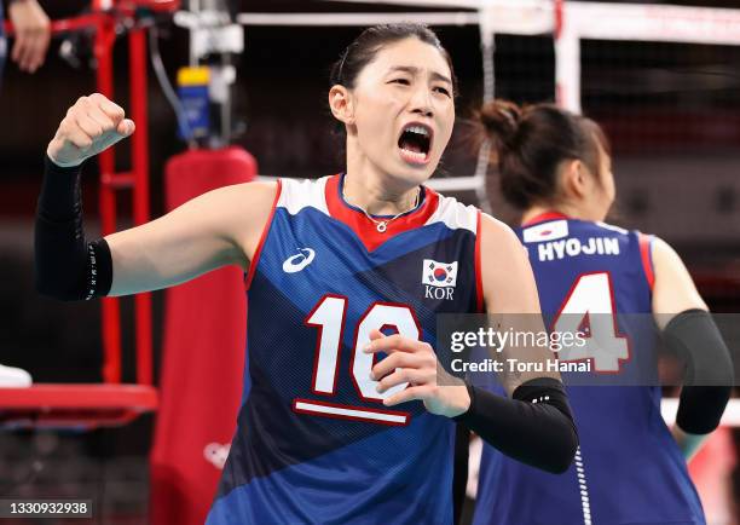 "Nữ thần bóng chuyền số 1 châu Á" nhận giải xuất sắc nhất năm dù đã giải nghệ - 2