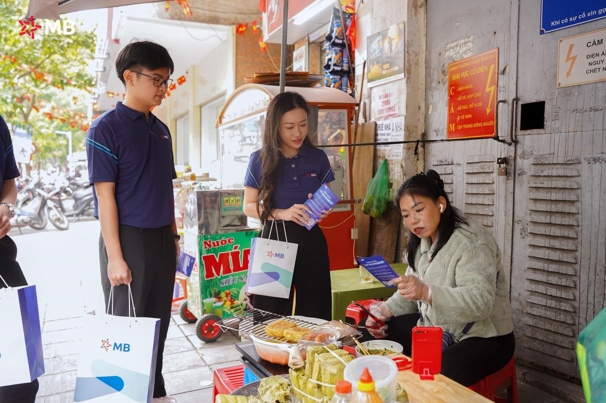 Chiến lược mở rộng hệ sinh thái đa tầng của MB - 3