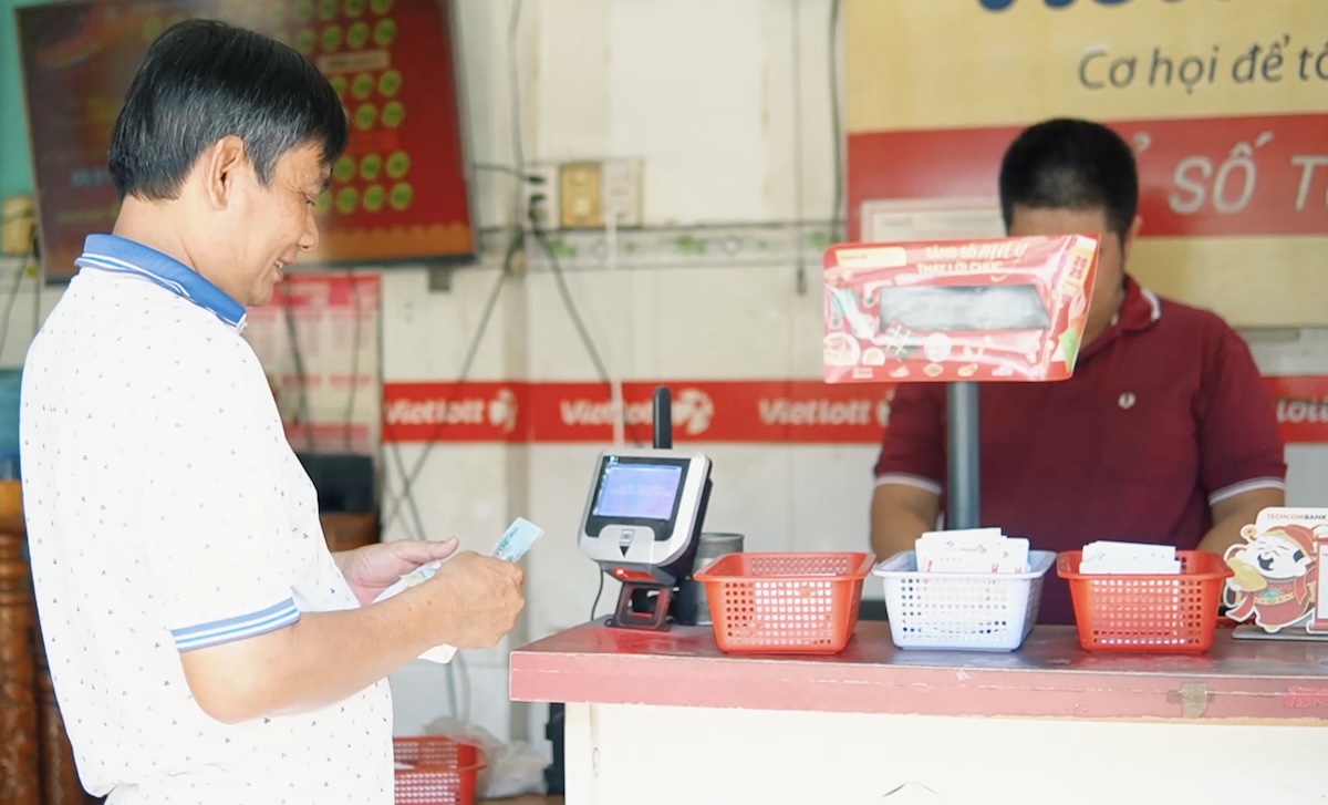 Chủ điểm bán Vietlott ở TP.HCM: 7 năm giữ khách bằng sự chân thành - 4