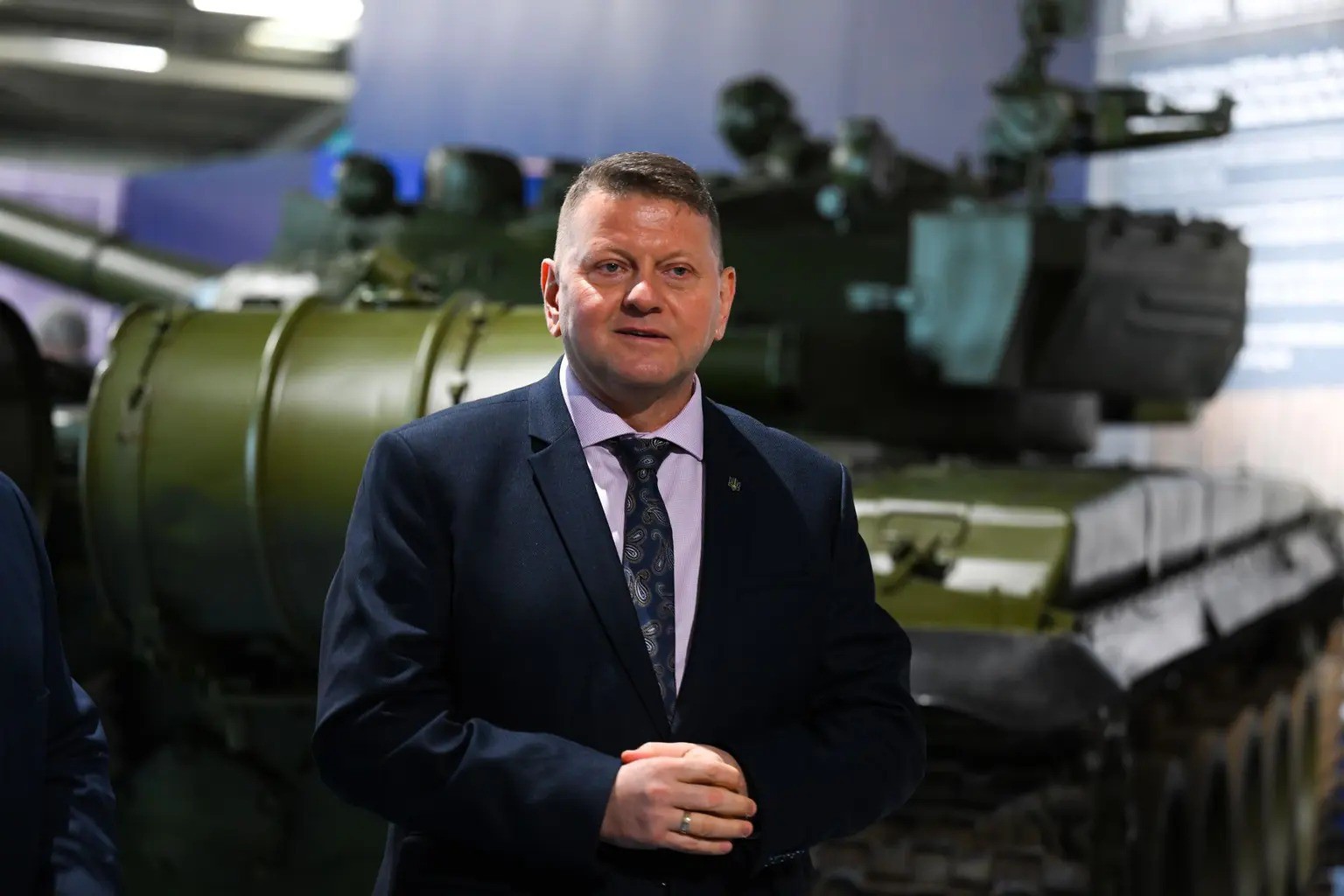 Từ chức sau vụ khám nhà, ông Yermak lên tiếng về Tổng thống Ukraine Zelensky - 2