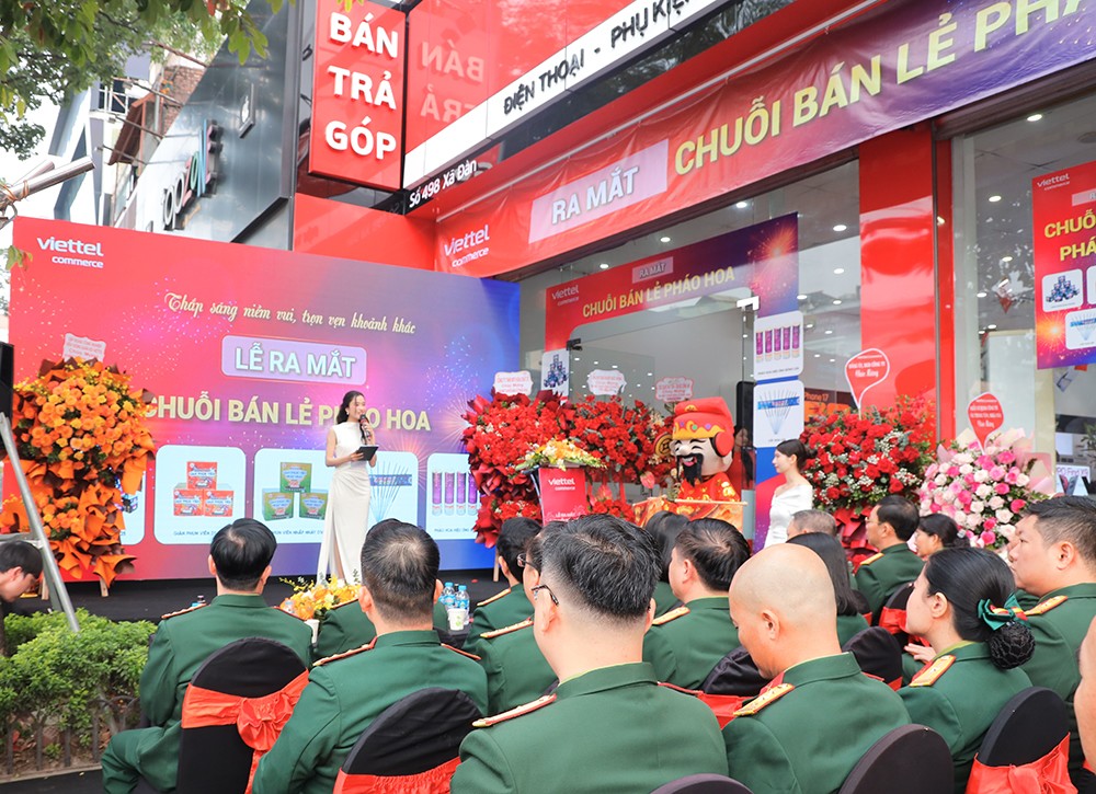 Hệ thống bán lẻ Viettel khai trương chuỗi kinh doanh pháo hoa dân dụng - 3