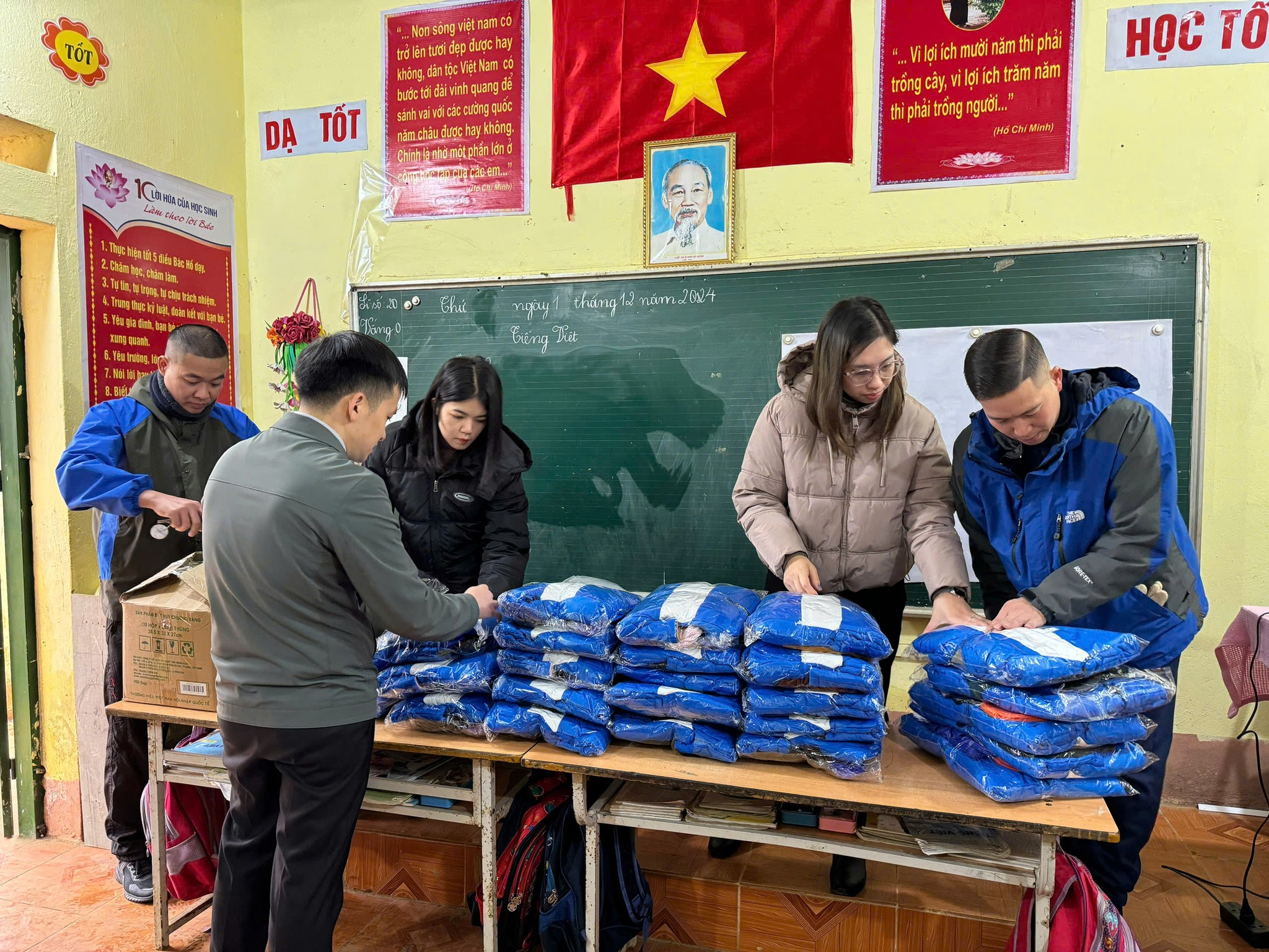 Pistachio Hotel Sapa lan tỏa yêu thương qua nhiều hoạt động cộng đồng ý nghĩa - 2